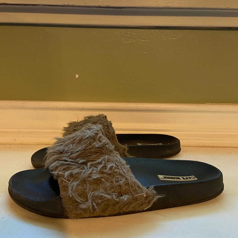 Fuzzy slides